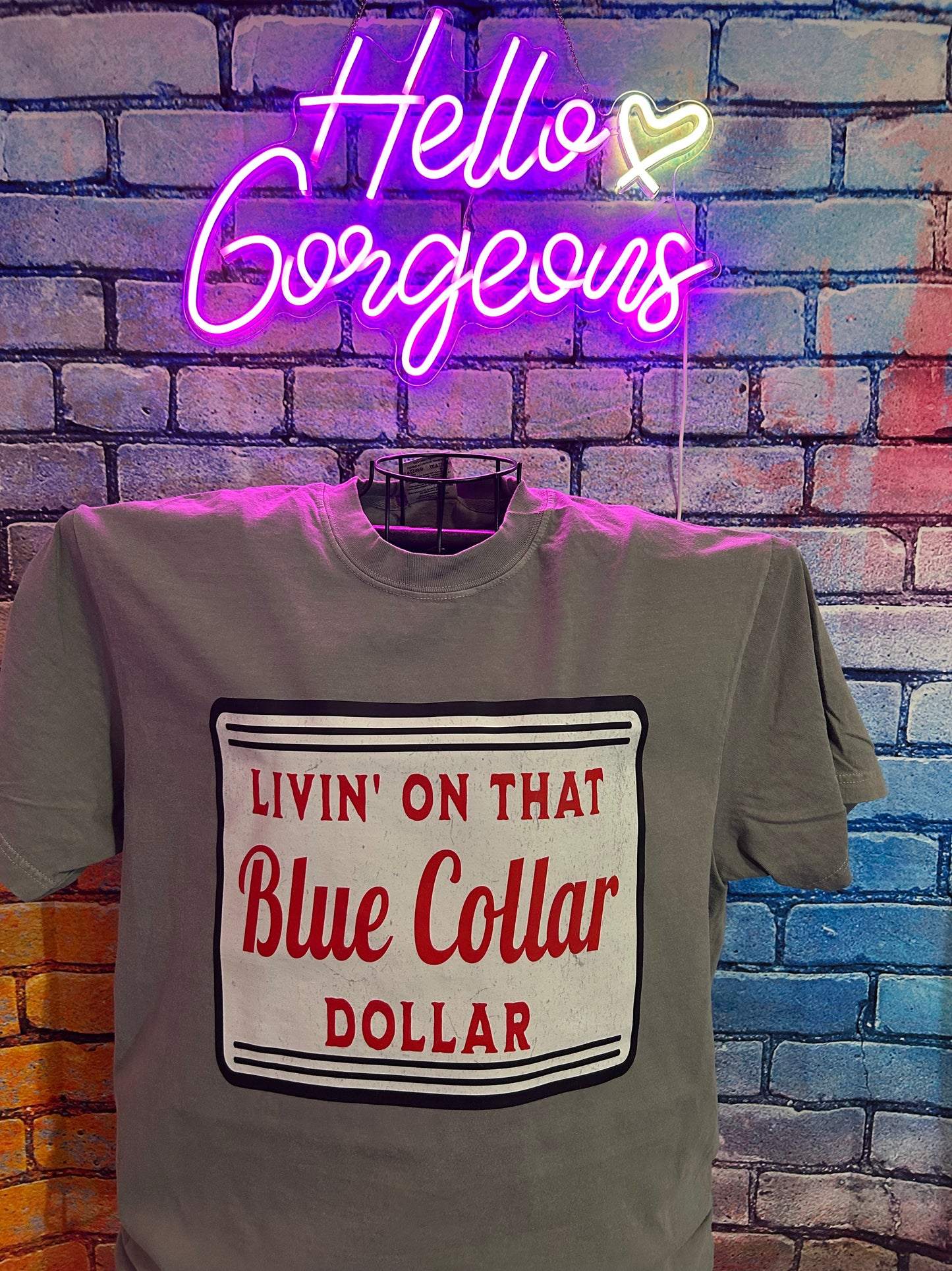Livin on that blue Collar Dollar