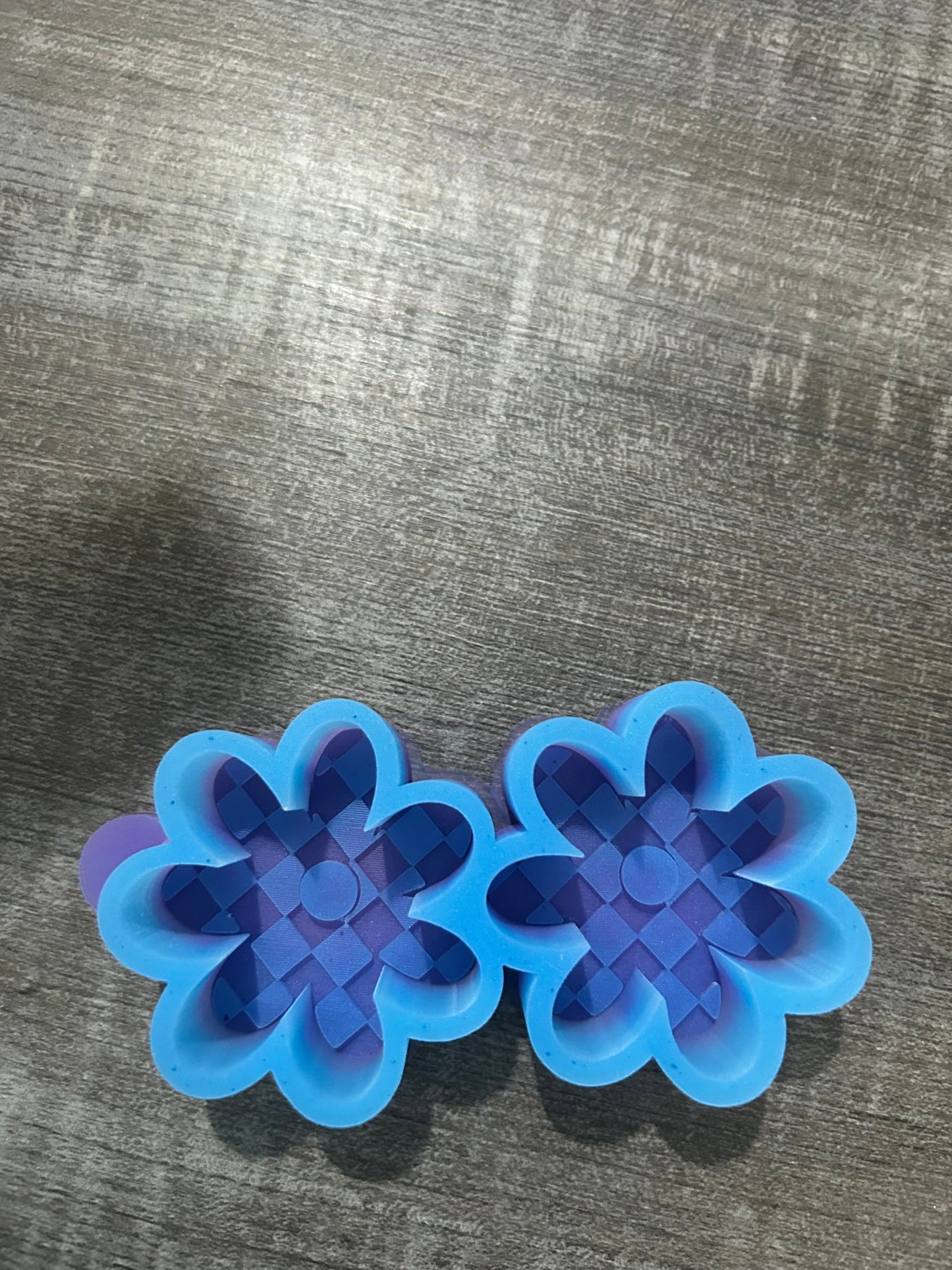 Checkered Flower vent size Freshie( pre-order)