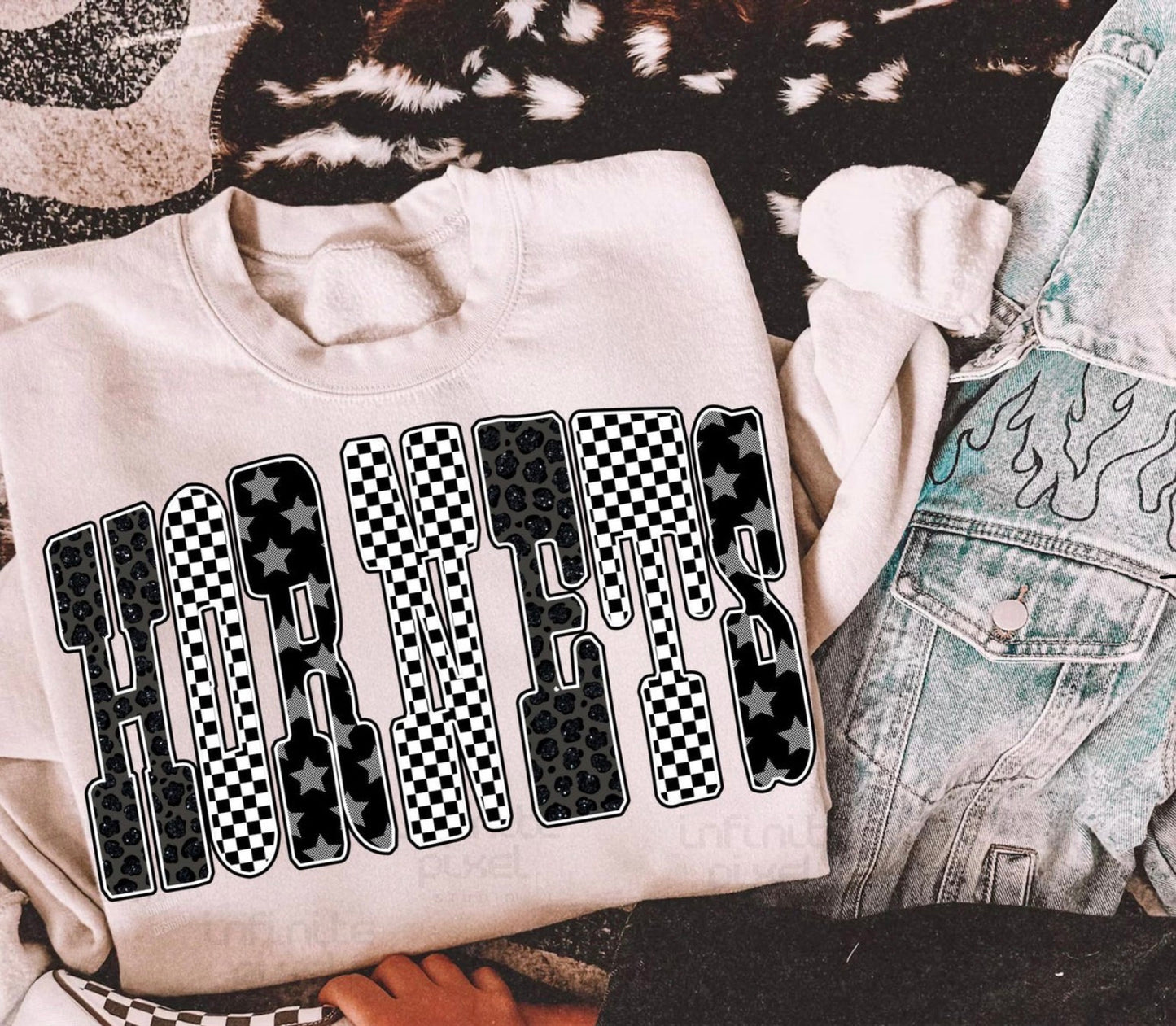 Checkered/star hornets