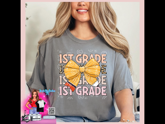 Stacked 1st Grade with pencil bow ( Available in all grades. Put the grade you want in the special instruction box at check out.)
